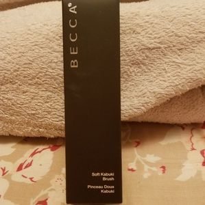 BECCA Soft Kabuki Brush